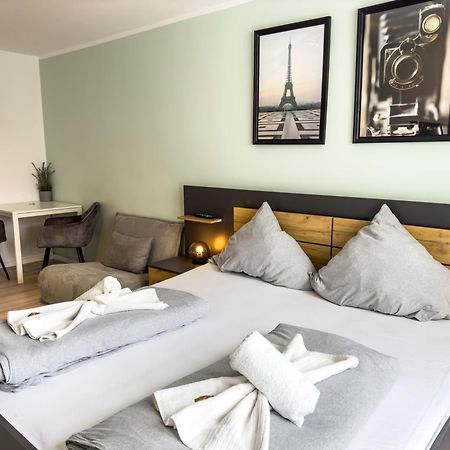 Apartment Fuer 3 Gaeste Mit Kostenlosen Parkplaetzen Und Lift Hanóver Exterior foto
